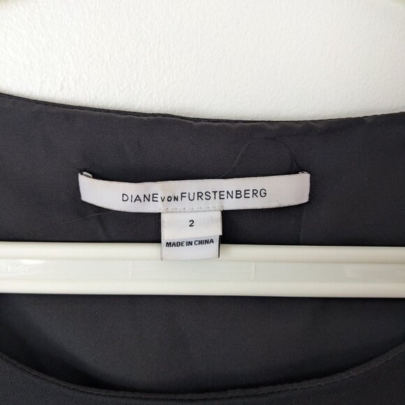 Diane von Furstenberg Dress Size XS Extra Small 2 Black Rushing Detail - Picture 3 of 7